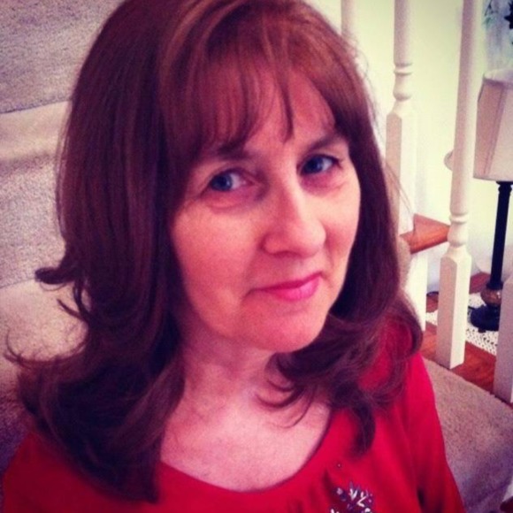 Meet your Posher, Beverly - Picture 1 of 1